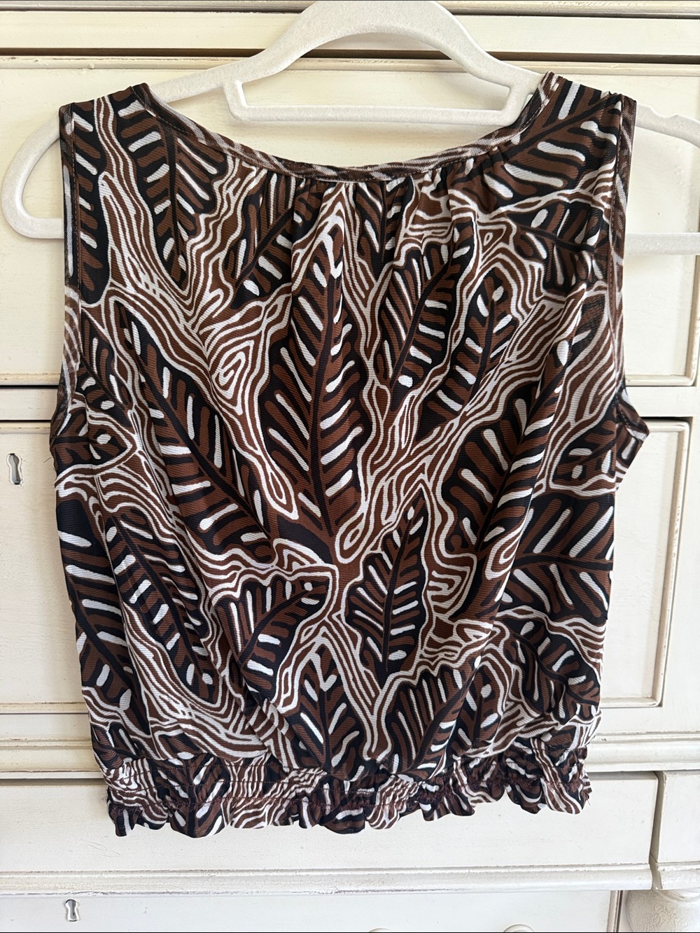 Jane and Delancey Brown and Cream top and skirt Leaf-Print size small - Picture 10 of 15